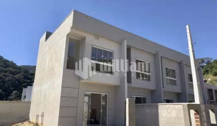 Casa com 2 quartos à venda no Limeira Baixa, Brusque , 63 m2 por R$ 319.000