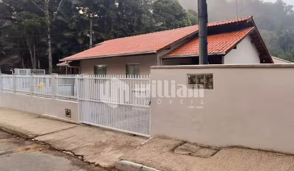Casa com 2 quartos à venda no Azambuja, Brusque , 69 m2 por R$ 450.000