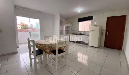 Apartamento com 2 quartos para alugar no Rio Branco, Brusque  por R$ 1.400