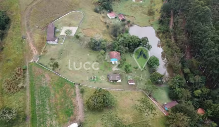 Chácara à venda em São José dos Campos-SP, Vila Unidos: 3 quartos, 1 suíte, 2 salas, 1 banheiro, 10 vagas, 400m². Venha conferir!