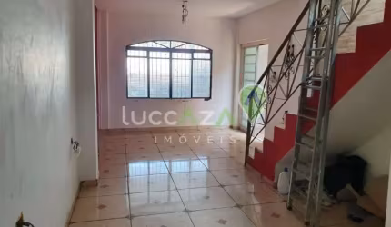 Casa com 4 quartos à venda na Rua Vicente Ítalo Feola, 468, Jardim Primavera, Jacareí, 190 m2 por R$ 330.000