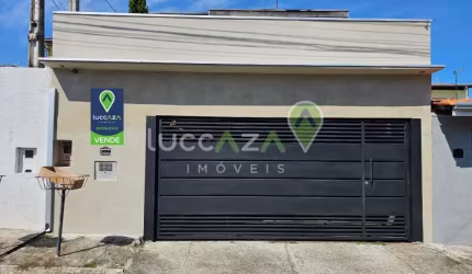 Casa à venda em Jacareí-SP: 3 quartos, 1 suíte, 2 salas, 3 banheiros, 2 vagas de garagem, 190m². Confira no Loteamento Villa Branca!