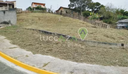 Terreno à venda em Jacareí-SP, no bairro Jardim Santo Antônio da Boa Vista, com 180m² de área. Aproveite!