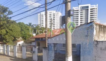Terreno à venda em Jacareí-SP, no Jardim Califórnia, com 1.750m² de área!