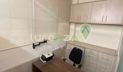 Sala Comercial em Condomínio à Venda no Centro de Jacareí-SP  2 Salas, 1 Vaga de Garagem, 35,00 m² de Área