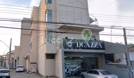 Excelente oportunidade de investimento: Ponto comercial à venda em Jacareí-SP, Jardim Santa Maria, 5 salas, 5 banheiros, 12 vagas, 918,01m².