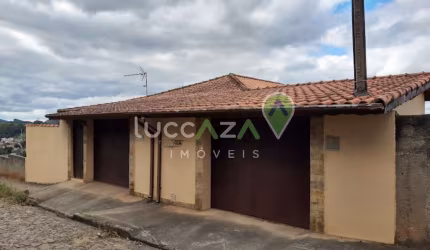 Casa com 3 quartos à venda na Rua Dr Jarbas de Queiroz Pereira, 22, Jardim São José, Santa Branca, 195 m2 por R$ 530.000
