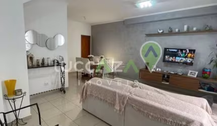 Casa em Condomínio no Jardim Primavera, Jacareí-SP: 03 Quartos, 1 Suíte, 2 Vagas - Venda ou Locação!