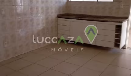 Imóvel de 3 quartos com suíte e 2 vagas de garagem no Conjunto São Benedito, Jacareí-SP: Casa para venda ou locação!
