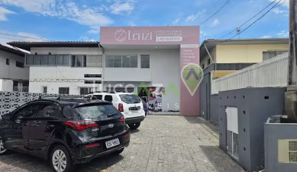 Aluguel de Sala Comercial na Cidade de São José dos Campos-SP, Jardim Satélite: 1 Sala, 1 Banheiro, 15m² de Área