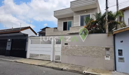 Imperdível oportunidade de casa à venda em Jacareí-SP, no bairro Loteamento Villa Branca: 3 quartos, 1 suíte, 3 salas, 3 banheiros, 4 vagas de garagem e 204,50 m² de área.