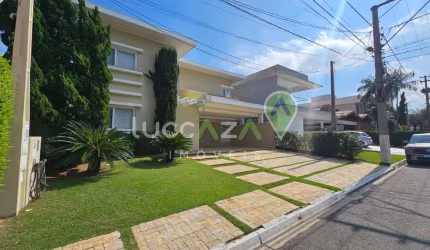 Casa em Condomínio de Luxo - 3 suítes, 3 salas, 4 banheiros, 4 vagas - Jardim Altos de Santana II, Jacareí-SP - 381m²