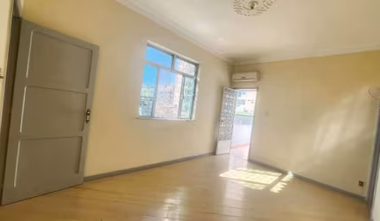 Apartamento com 3 quartos à venda na Rua Paes de Andrade, Sampaio, Rio de Janeiro, 90 m2 por R$ 240.000
