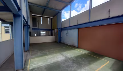 Prédio com 2 salas à venda na Rua Pereira Barreto, Tijuca, Rio de Janeiro, 522 m2 por R$ 2.600.000
