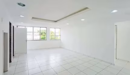 Sala comercial com 9 salas para alugar na Rua Dias da Cruz, Méier, Rio de Janeiro, 126 m2 por R$ 3.300