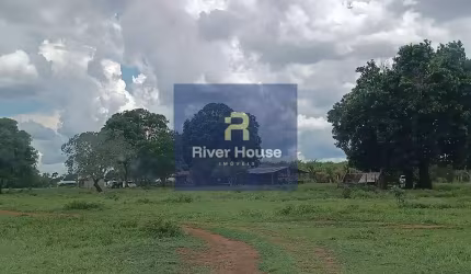 Fazenda à venda, no município de Poconé a 10 km  com área total de 700 hectares com área aberta e f