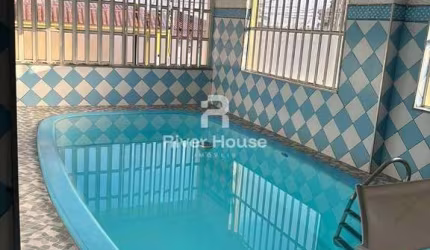 Casa  Terrea  padrão à venda, sendo 465 m² de area Total 03 suites   Bairro Jardim Tropical , Cuiab