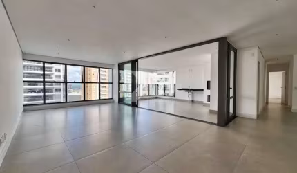 Epic - Apartamento à venda com 3 suítes e 3 vagas de garagem na Gleba Palhano - Epic