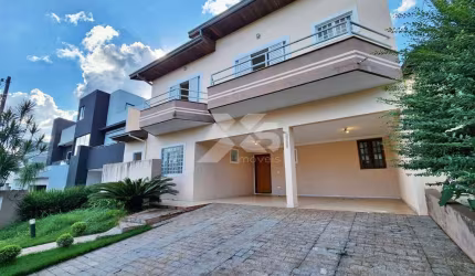 Vale do Arvoredo - Casa para locação no Condomínio Vale Do Alvoredo com 240m² de construção, 4 quartos, sendo 3 suíte.