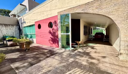 Casa térrea com piscina à Venda no Jardim Social, Curitiba