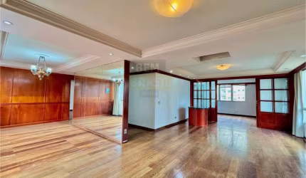 Apartamento 1 por andar Para Vender com 4 quartos 1 suítes no bairro Juvevê em Curitiba