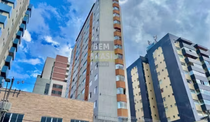 Apartamento 3 Quartos (1 Suíte) - Bacacheri, Curitiba - Varanda e Closet