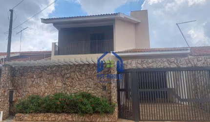 Sobrado com 3 dormitórios à venda, 175 m² por R$ 550.000,00 - Centro - Bady Bassitt/SP