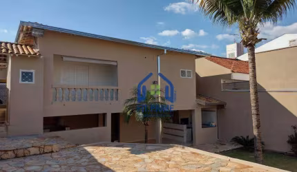 Sobrado com 3 dormitórios à venda, 245 m² por R$ 850.000,00 - Jardim dos Seixas - São José do Rio Preto/SP