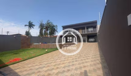 Sobrado com 3 dormitórios à venda, 200 m² por R$ 550.000,00 - Centro - Bady Bassitt/SP