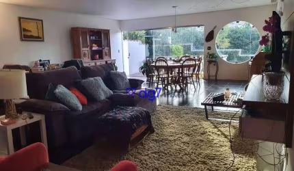 Casa com 3 dormitórios, 3 suítes à venda, 360 m² por R$ 1.450.000 - Granja Viana - Cotia/SP