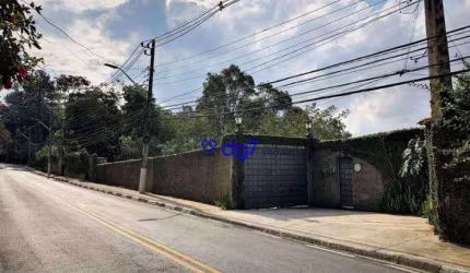 Casa com 4 dormitórios, 4 suítes à venda, 2714 m² por R$ 2.200.000 - Granja Viana - Cotia/SP