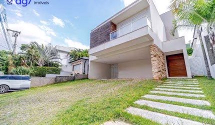 Casa com 5 dormitórios, 5 Suítes à venda, 500 m² por R$ 2.990.000,00 - Alpha Plus - Barueri/SP