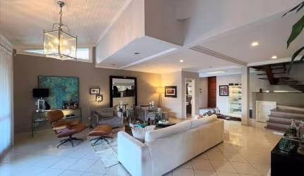 Casa com 4 dormitórios, 4 suítes à venda, 828 m² por R$ 2.799.000 - Granja Viana - Cotia/SP