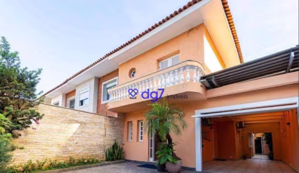Sobrado com 3 dormitórios, 1 suíte, 4 vagas à venda, 220 m² por R$ 3.700.000 - Jardim Paulistano - São Paulo/SP