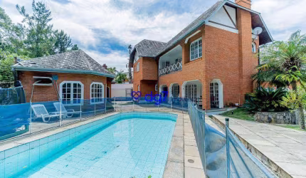 Casa em condomínio Alphaville Residencial Zero 4 suítes e 9 vagas 680 metros