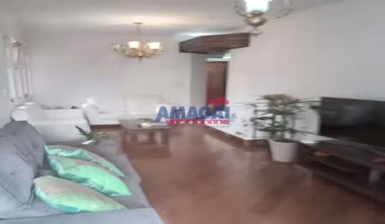 Apartamento com 3 quartos à venda no Jardim Pereira do Amparo, Jacareí  por R$ 500.000