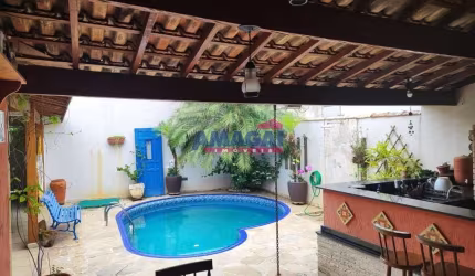 Casa com 3 quartos à venda no Jardim Mesquita, Jacareí  por R$ 920.000