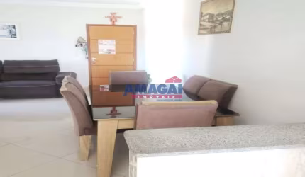 Apartamento com 2 quartos à venda no Bairro do Colonia, Jacareí  por R$ 320.000