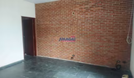 Casa com 2 quartos para alugar no Jardim Paraíba, Jacareí  por R$ 3.000