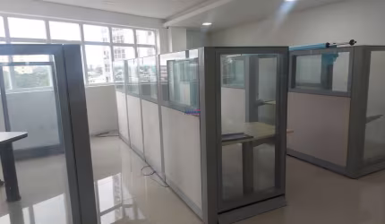 Sala comercial para alugar no Jardim São Dimas, São José dos Campos  por R$ 4.045
