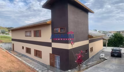 Casa em condomínio fechado com 5 quartos à venda no Jardim Terras de Santa Helena, Jacareí  por R$ 1.700.000