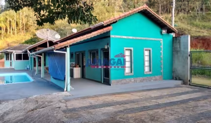 Chácara / sítio com 2 quartos à venda em Angola, Santa Branca  por R$ 590.000