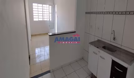Casa com 2 quartos à venda no Parque dos Príncipes, Jacareí  por R$ 260.000