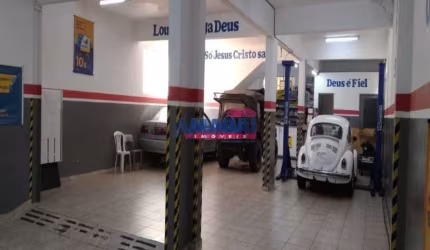 Sala comercial para alugar no Bosque dos Eucaliptos, São José dos Campos  por R$ 4.300