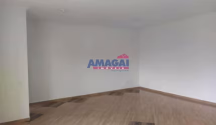 Sala comercial para alugar no Residencial Parque dos Sinos, Jacareí  por R$ 1.400