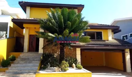 Casa em condomínio fechado com 4 quartos à venda no Jardim Coleginho, Jacareí  por R$ 1.380.000