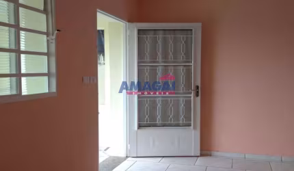 Casa com 3 quartos à venda no Jardim Didinha, Jacareí  por R$ 380.000