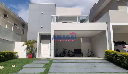 Casa em condomínio fechado com 4 quartos à venda no Parque Califórnia, Jacareí  por R$ 1.240.000