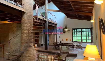 Chácara / sítio com 3 quartos à venda no Chácaras Condomínio Recanto Pássaros II, Jacareí  por R$ 2.000.000