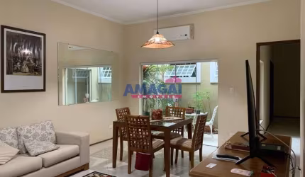 Casa com 4 quartos à venda na Cidade Jardim, Jacareí  por R$ 795.000